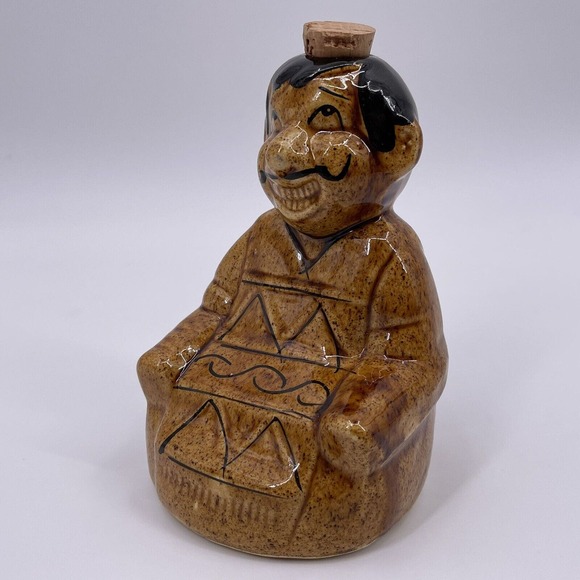 Brown Ceramic Mexican 6" Tequila Decanter Man Sitting Smiling Decorative Glazed - Picture 12 of 12